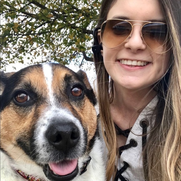 Meet your Posher, Alex - Picture 2 of 2